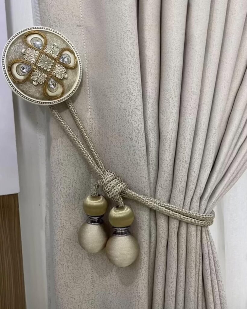 Bay Window Curtain Ideas